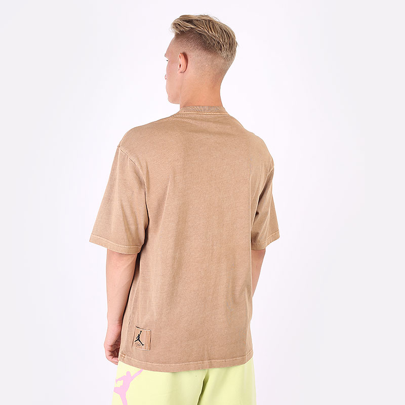 Мужская футболка Jordan Flight Heritage 85 Tee (DA9891-200)  - цена, описание, фото 4